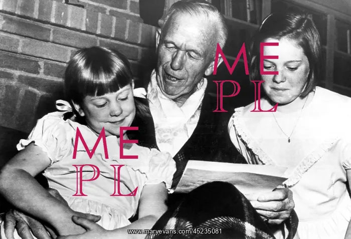 : General George C. Marshall (center), reading ? : General George C. Marshall (center), reading ?