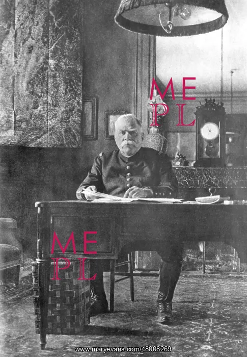: General Joffre at his desk, WW1 : General Joffre at his desk, WW1