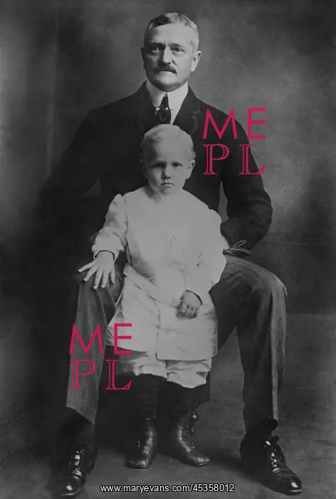 : General John Pershing with his old son Francis Warren : General John Pershing with his old son Francis Warren