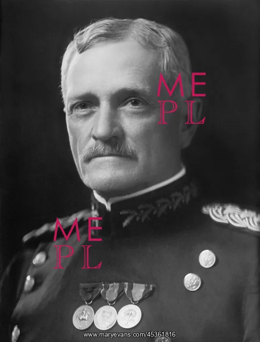 : General John Pershing in uniform with medals, 1910-1920 : General John Pershing in uniform with medals, 1910-1920