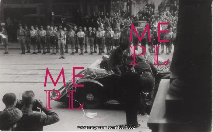 : General Montgomery arriving at Amstel Hotel, Amsterdam : General Montgomery arriving at Amstel Hotel, Amsterdam