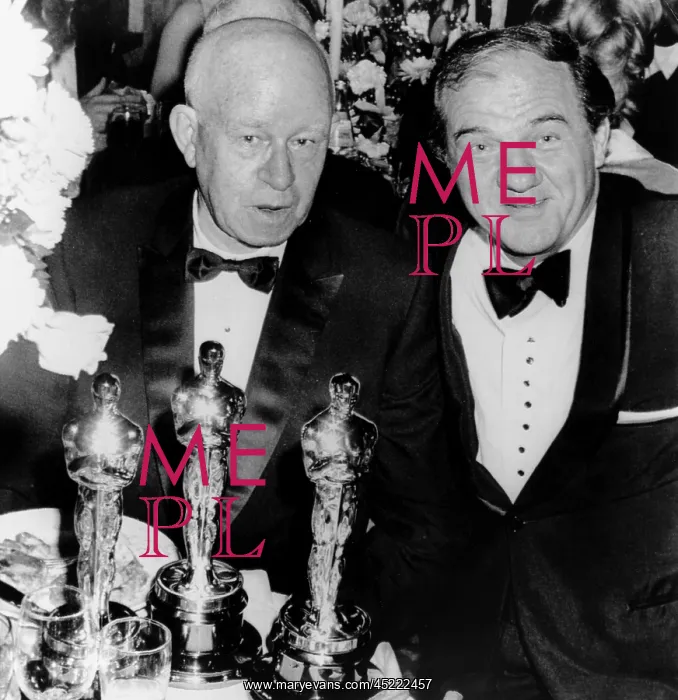 : General Omar Bradley and Karl Malden at ? : General Omar Bradley and Karl Malden at ?