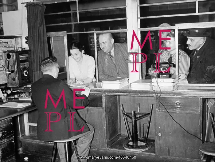 : General post office in Saarbruecken, 1940 : General post office in Saarbruecken, 1940