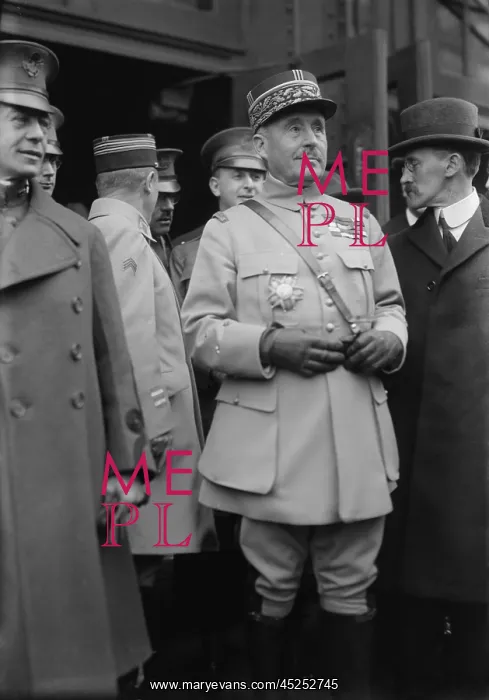 : General Robert Nivelle replaced Joseph Joffre : General Robert Nivelle replaced Joseph Joffre