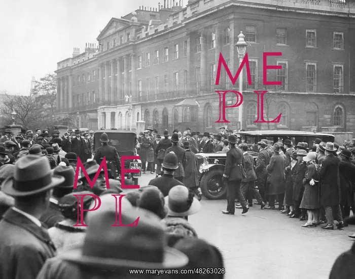 : General strike in London, 1926 : General strike in London, 1926