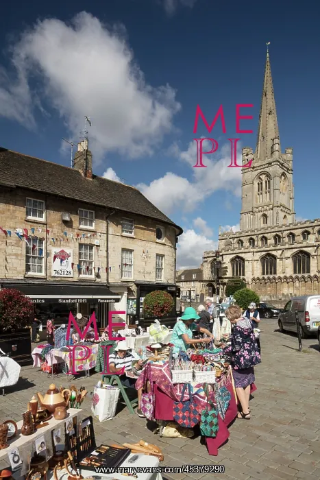 : General view of the square during a street market : General view of the square during a street market