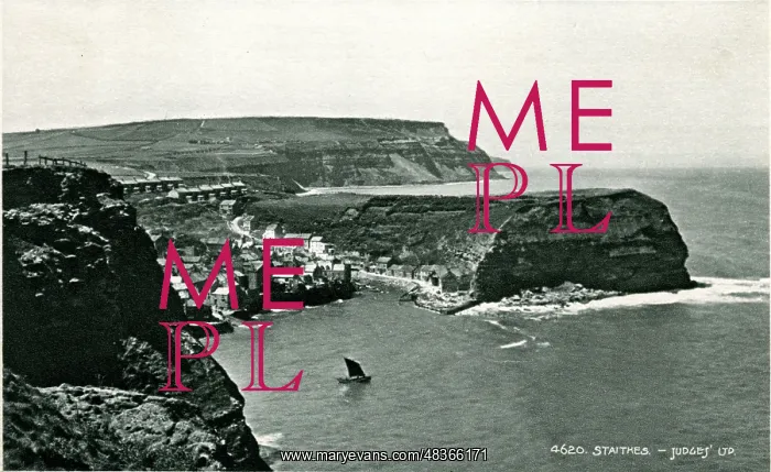 : General View, Staithes, Yorkshire : General View, Staithes, Yorkshire