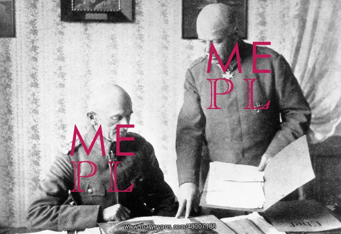 : General von Hoeppner with his Chief of Staff Thomsen : General von Hoeppner with his Chief of Staff Thomsen