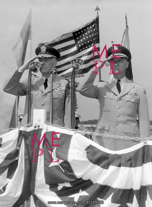 : US generals at cermony for command change in Germany : US generals at cermony for command change in Germany