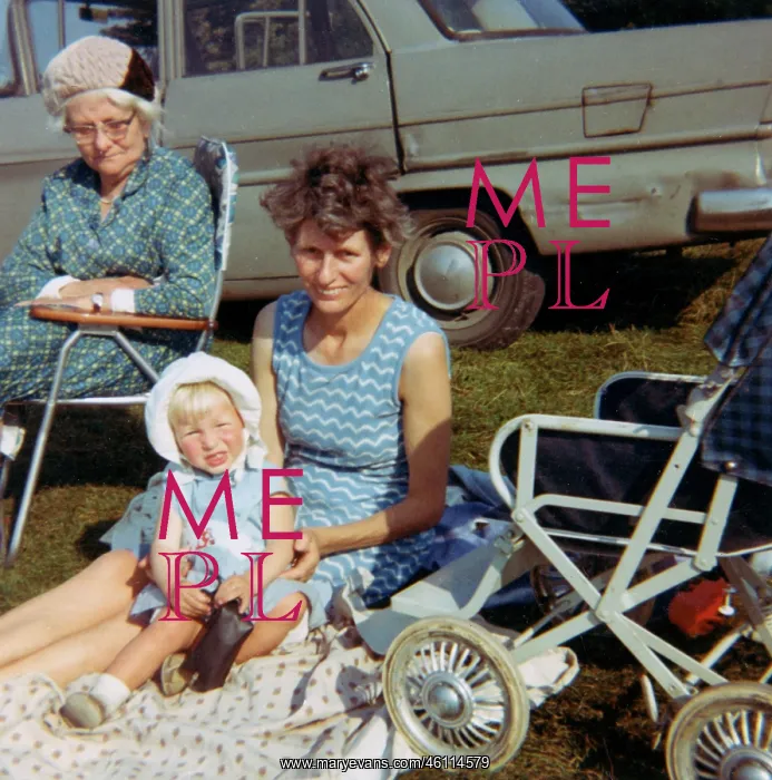: Three generations of a family : Three generations of a family