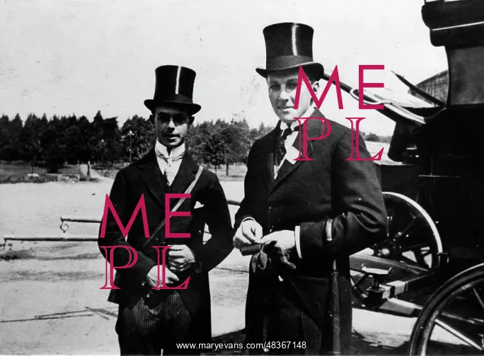  : Gentleman in top hats at the Derby