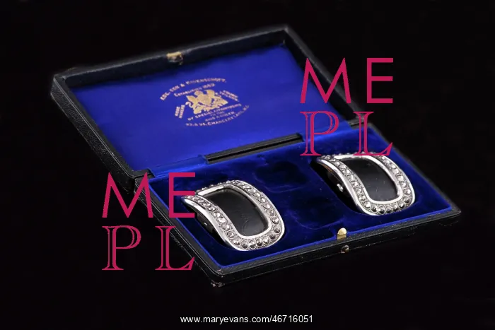: Gentleman's shoe buckles, c1902-21 : Gentleman's shoe buckles, c1902-21