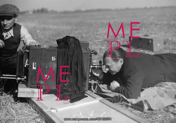 : Georg Jacoby behind the camera, 1936 : Georg Jacoby behind the camera, 1936