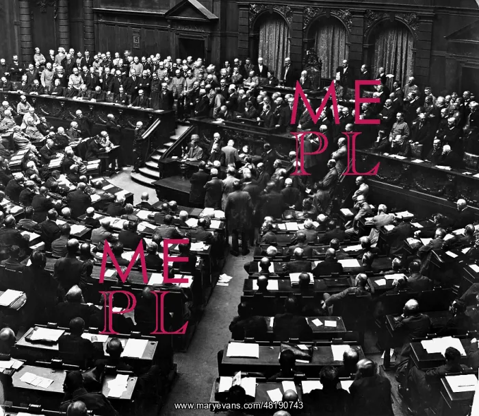 : Georg Michaelis during a governmental declaration in the Rei : Georg Michaelis during a governmental declaration in the Rei