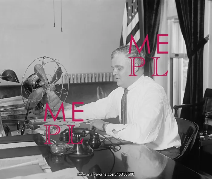 : George Akerson, was the first Presidential Press : George Akerson, was the first Presidential Press