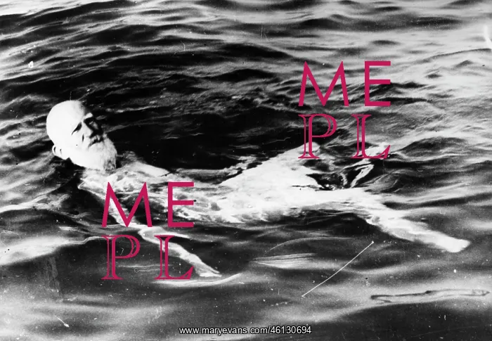 : George Bernard Shaw, playwright, swimming : George Bernard Shaw, playwright, swimming