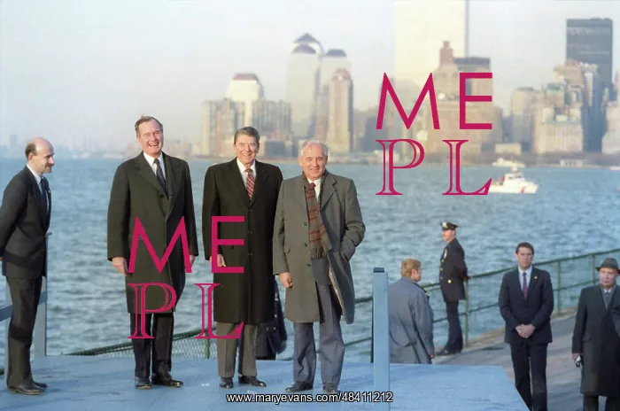 : George Bush, Ronald Reagan and Mikhail Gorbachev, 1988 : George Bush, Ronald Reagan and Mikhail Gorbachev, 1988
