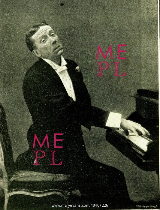 : George Grossmith, comedian, playing piano : George Grossmith, comedian, playing piano