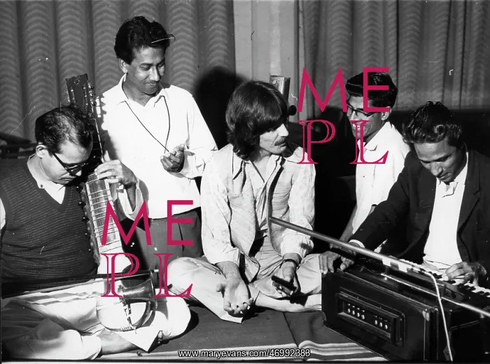 : George Harrison with Indian musicians : George Harrison with Indian musicians
