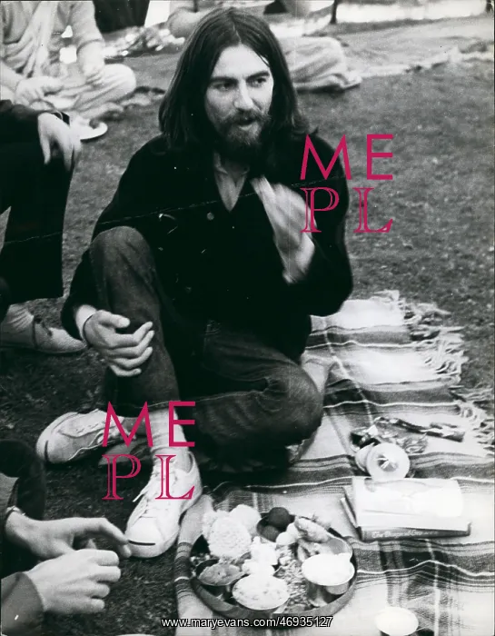 : George Harrison with Krishna Consciousness group : George Harrison with Krishna Consciousness group