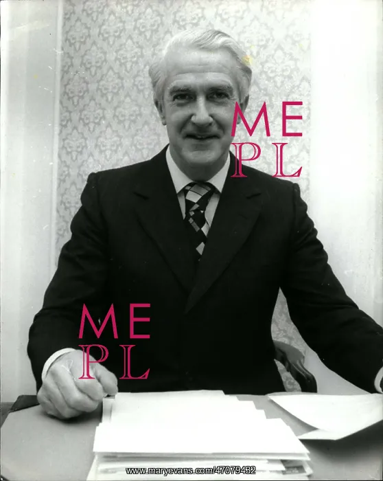: George Pinker, royal gynaecologist : George Pinker, royal gynaecologist