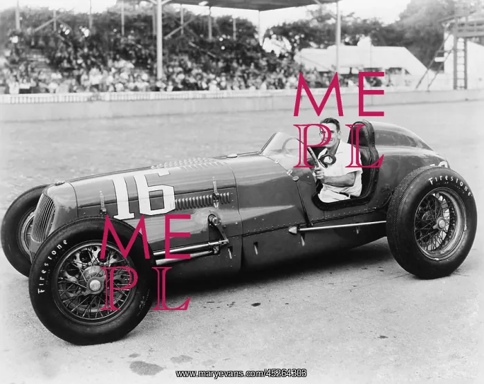 : George Robson was the winner of the 1946 Indianapolis : George Robson was the winner of the 1946 Indianapolis