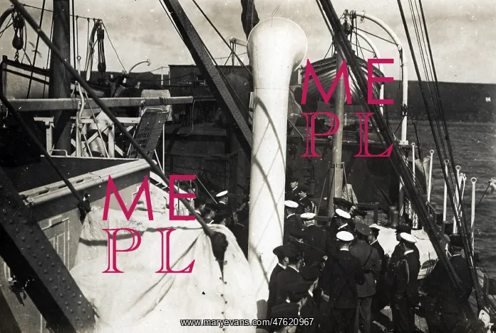 : George V visiting HMHS Plassy, WW1 : George V visiting HMHS Plassy, WW1
