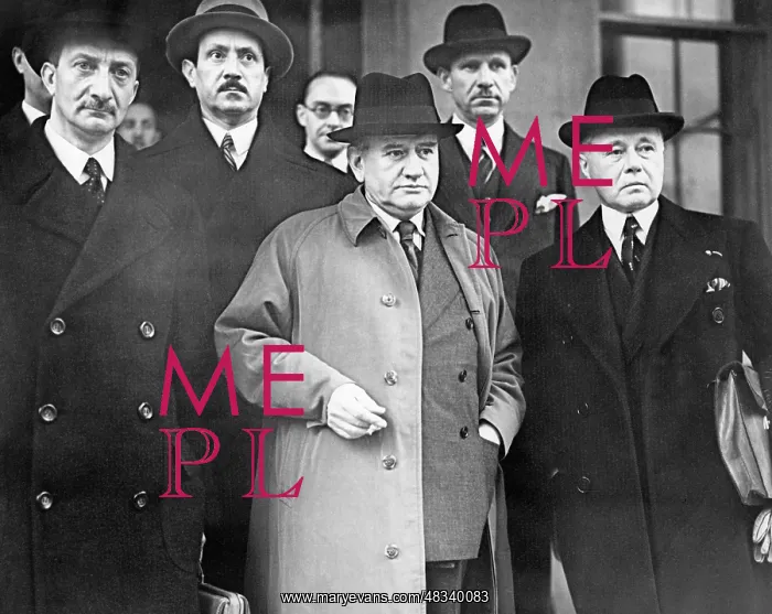 : Georges Bonnet, Eduard Daladier and Maurice : Georges Bonnet, Eduard Daladier and Maurice