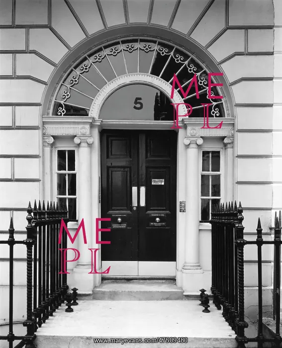: GEORGIAN DOORWAY : GEORGIAN DOORWAY