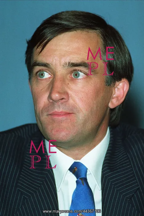  : Gerald Howarth MP