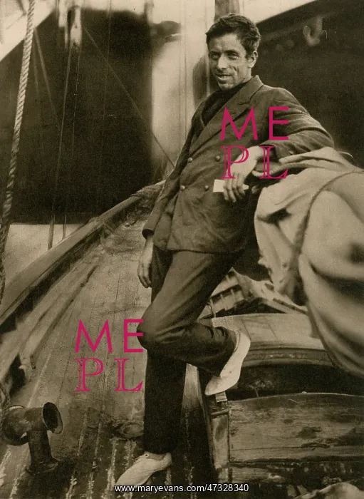 : GERBAULT. ALAIN GERBAULT (1893 - 1941), French tennis star turned sailor : GERBAULT. ALAIN GERBAULT (1893 - 1941), French tennis star turned sailor