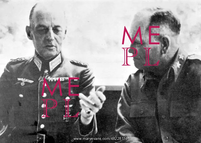 : Gerd von Rundstedt talking with General Milburn : Gerd von Rundstedt talking with General Milburn