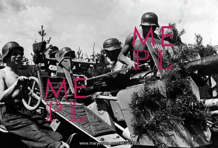 : German 3.7cm Flak 36 - Eastern Front, 1944 : German 3.7cm Flak 36 - Eastern Front, 1944
