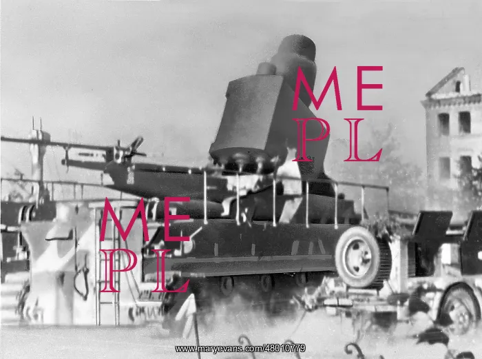 : German 60cm Mortar Karl : German 60cm Mortar Karl
