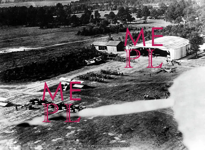 : German airbase at the Western Front, 1917 : German airbase at the Western Front, 1917