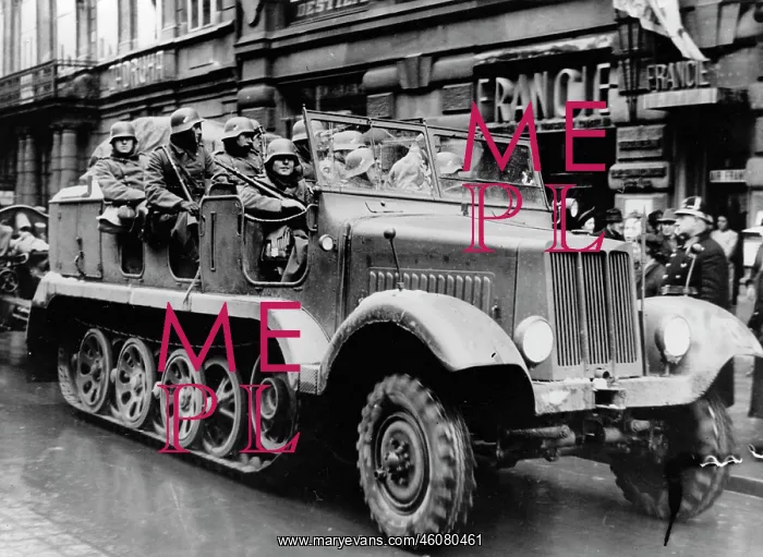 : German army in Prague : German army in Prague