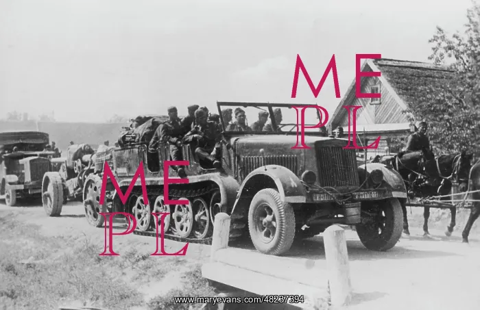 : German artillery on the Eastern front, July 1941 : German artillery on the Eastern front, July 1941