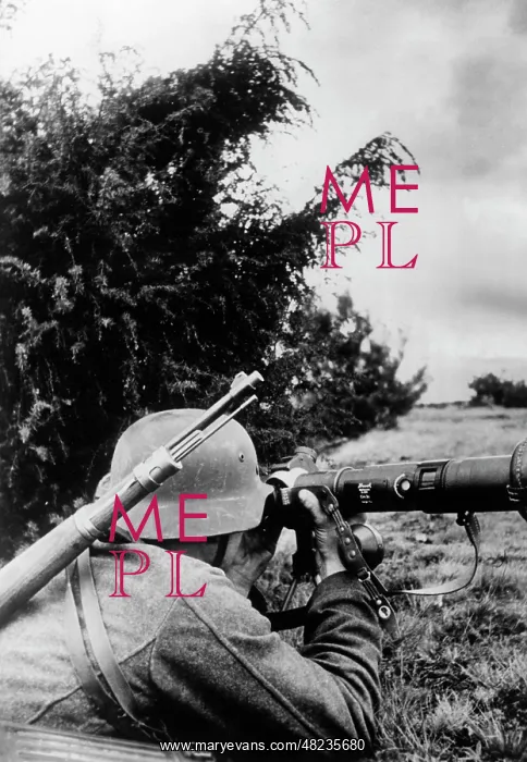 : German artillery observer on the Eastern Front, 1941