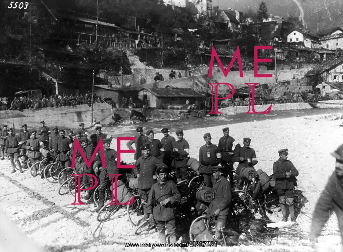 : German bicycle detachment in Italy, 1917 : German bicycle detachment in Italy, 1917