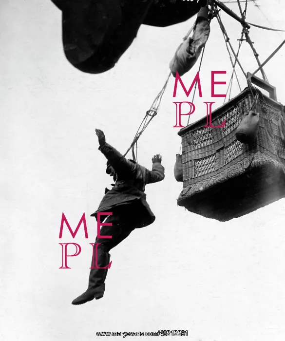 : A German captive balloon in the First World War, 1918 : A German captive balloon in the First World War, 1918