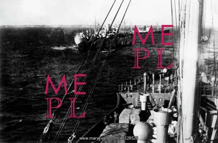 : German cargo ship with supplies for the Eastern Front, 1941 : German cargo ship with supplies for the Eastern Front, 1941