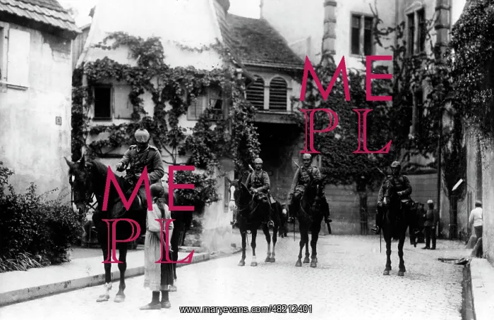 : German cavalry patrol in the Vosges, 1916 : German cavalry patrol in the Vosges, 1916
