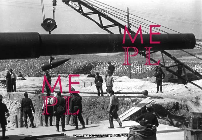 : German coastal artillery on the Atlantic Wall, 1942 : German coastal artillery on the Atlantic Wall, 1942