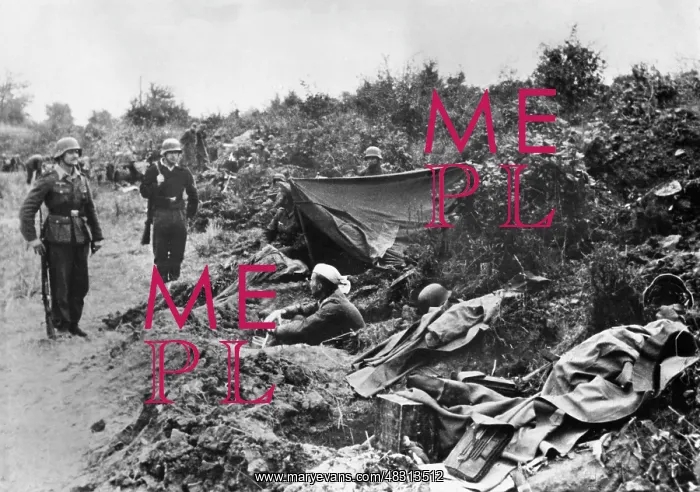 : German command post at the front near Terek, 1942 : German command post at the front near Terek, 1942