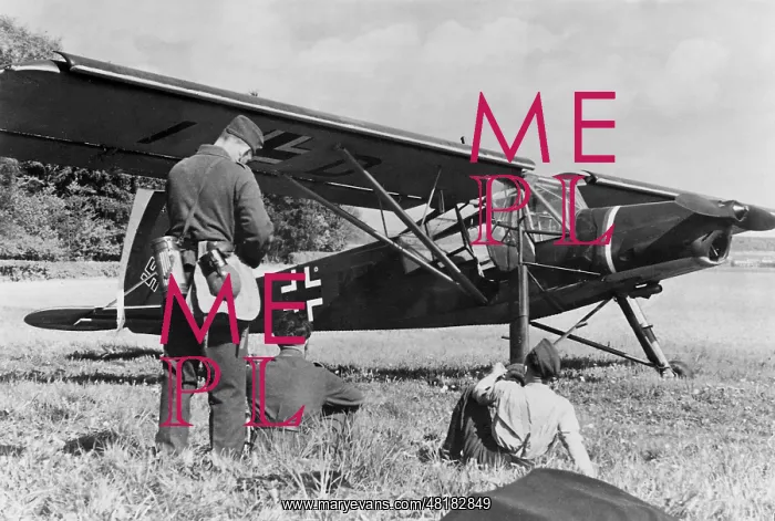 : German courier plane in Belgium, 1940 : German courier plane in Belgium, 1940