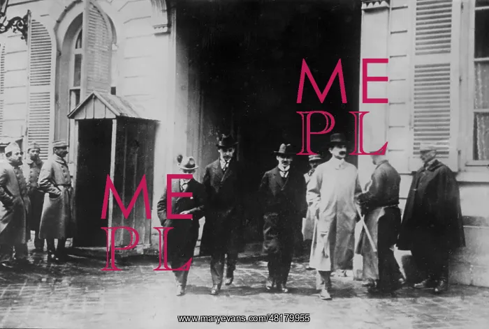 : German delegation in Versailles, 1919 : German delegation in Versailles, 1919