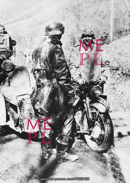 : German despatch riders WWII : German despatch riders WWII