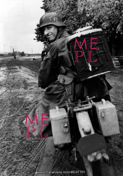 : German dispatch rider on the Eastern Front, 1944 : German dispatch rider on the Eastern Front, 1944