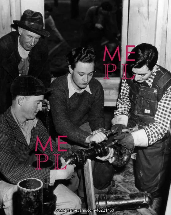 : German emigrants as plumbers in Atlanta, 1939 : German emigrants as plumbers in Atlanta, 1939