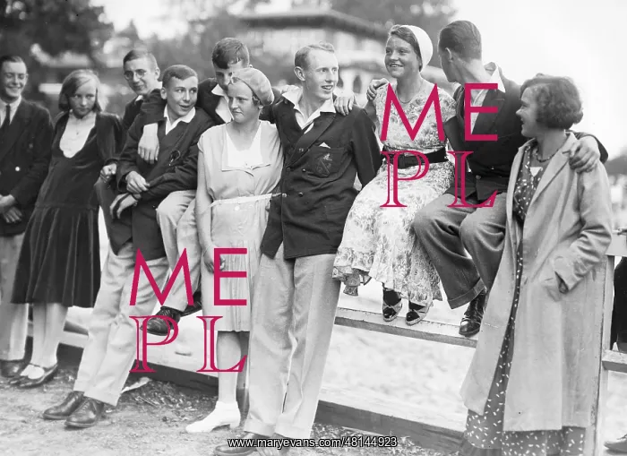 : German and English students on an excursion in Berlin, 1931 : German and English students on an excursion in Berlin, 1931